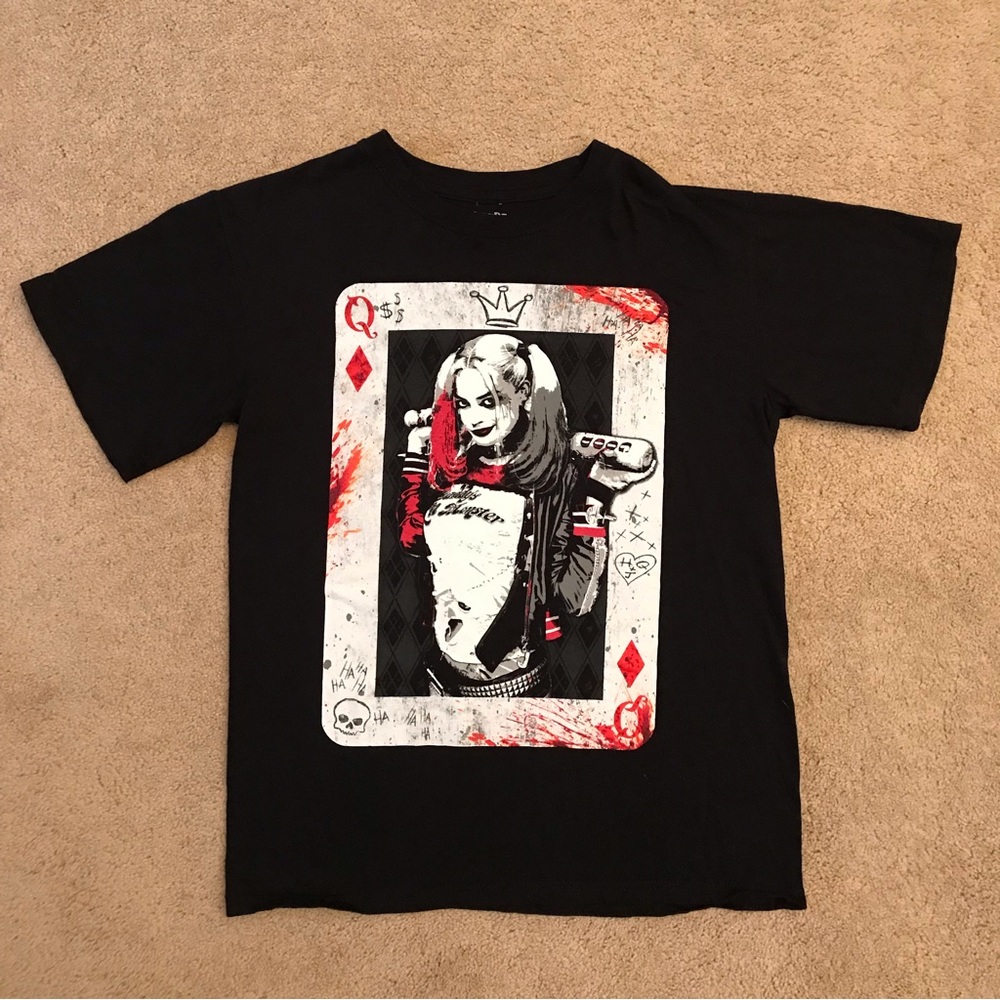 DC Comics Suicide Squad Harley Quinn Queen of Diamonds Graphic Tee Size Small